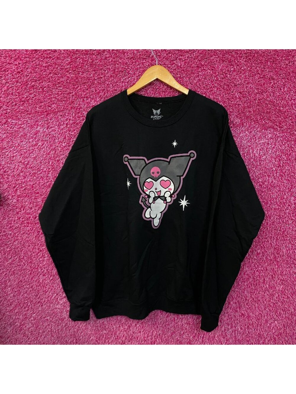 Kuromi In Love Crewneck sweater size extra large